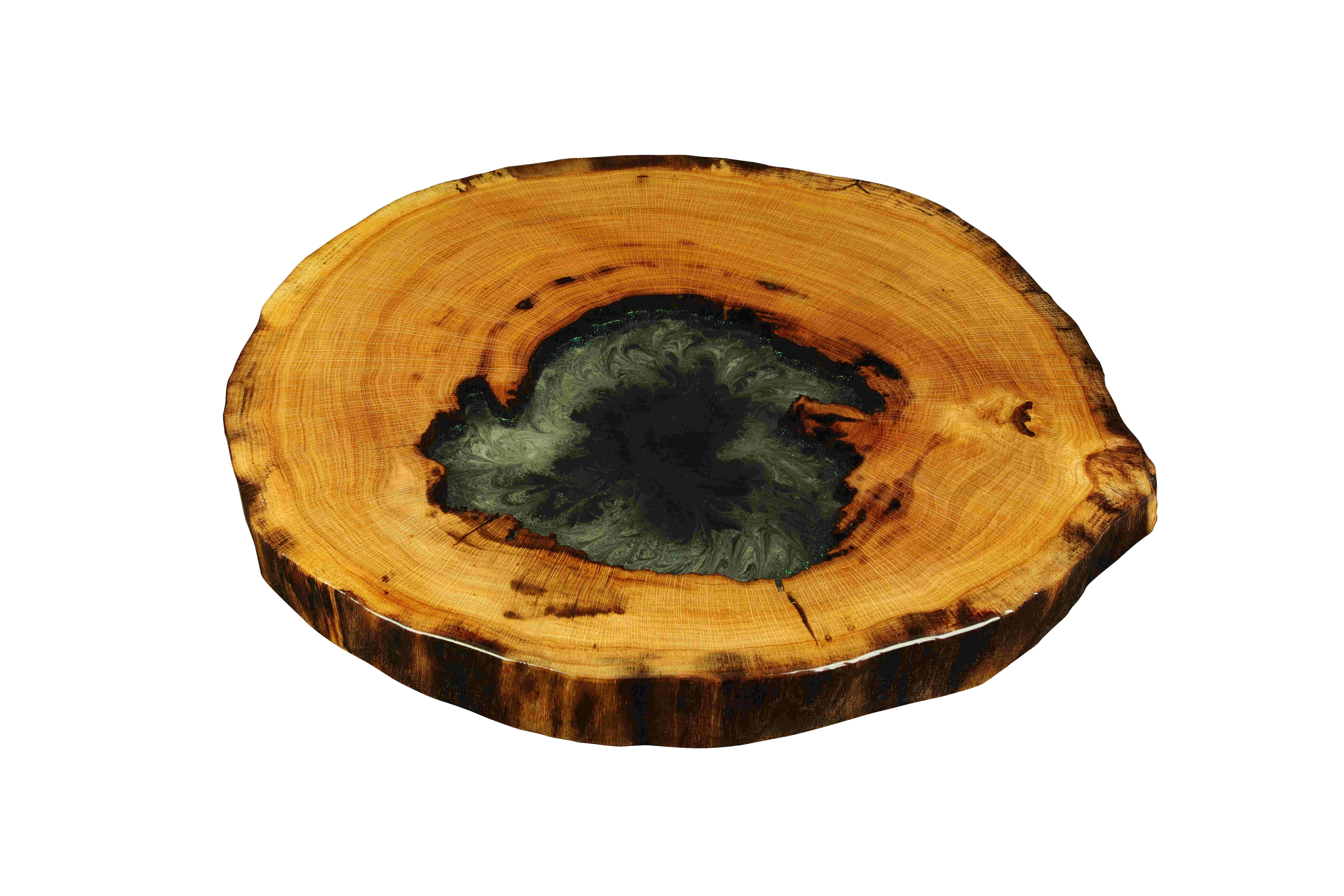 drewniany stół z żywicą epoksydową